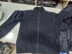 6#8597 Abbigliamento