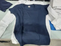 6#8597 Abbigliamento