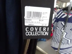 5#5425 Abbigliamento e arredi da negozio