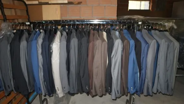 1#5236 Abbigliamento e attrezzature da ufficio