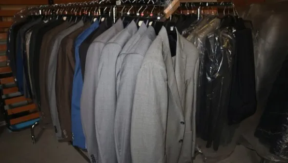 1#5236 Abbigliamento e attrezzature da ufficio