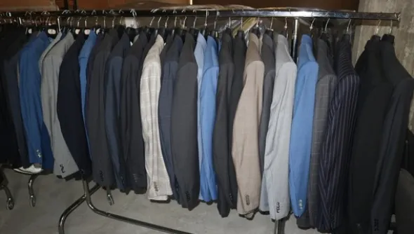 1#5236 Abbigliamento e attrezzature da ufficio
