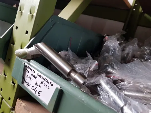 31#5432 Acciaio inox per scale e ringhiere