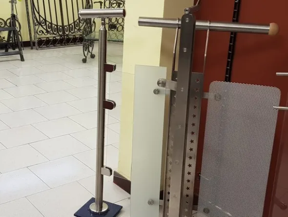 31#5432 Acciaio inox per scale e ringhiere