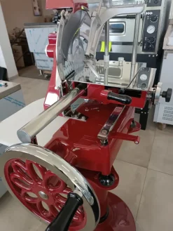 AFFETTATRICE A VOLANO SERIE LUSSO LAMA DA 300