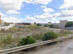 #18413 AFFITTO di deposito con corte esclusiva