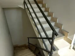 #12822 Affitto/Vendita Ampio ufficio con autorimessa in edificio commerciale