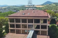 #2639877 Albergo arredato e corte esclusiva (part 614)