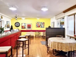#23026 Albergo con Bar-Ristorante e due appartamenti