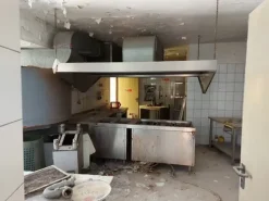 #12105 Albergo con ristorante e pertinenze