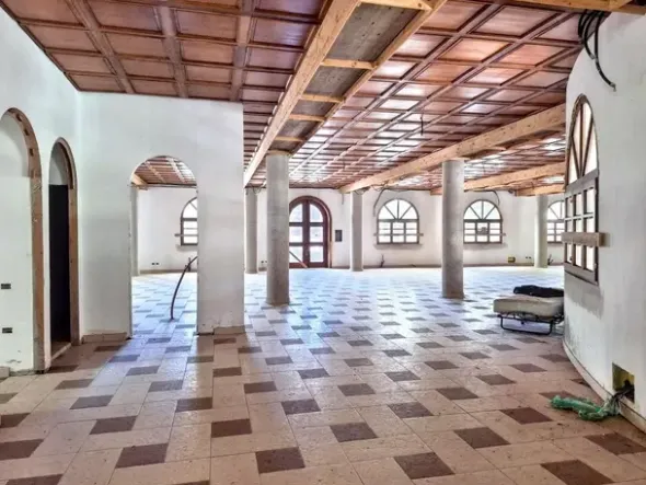 #25729 Albergo da riqualificare