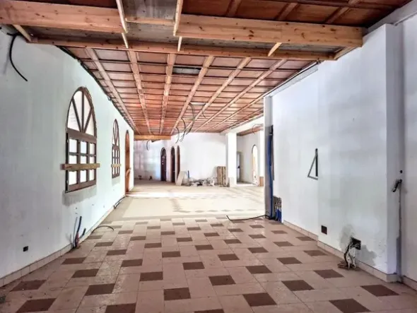 #25729 Albergo da riqualificare