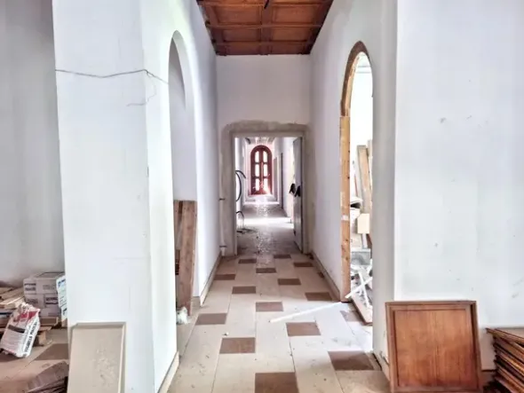 #25729 Albergo da riqualificare