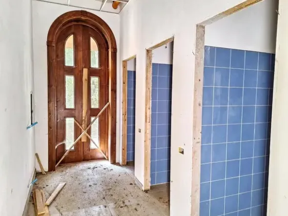 #25729 Albergo da riqualificare