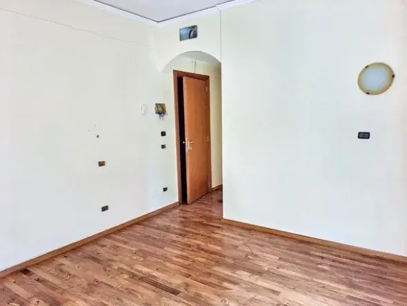 #25729 Albergo da riqualificare