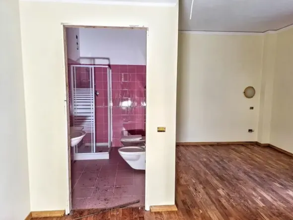 #25729 Albergo da riqualificare