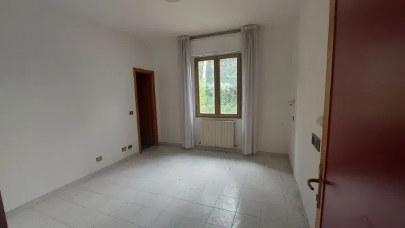 #16164 Albergo in zona turistica con progetto approvato per RSA