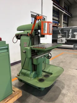 Alesatrice Fresatrice universale per attrezzisti usata