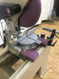 AL1094 - 1463Troncatrice professionale per alluminio