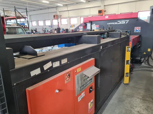 Amada Vipros 357 + Caricatore MP1220