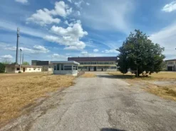 #2537358 Ampia area industriale di 57.000 mq da riqualificare
