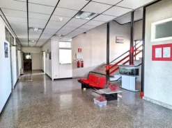 #2534002 Ampio complesso industriale a Jesi