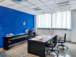 #2534002 Ampio complesso industriale a Jesi