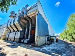 #2534002 Ampio complesso industriale a Jesi