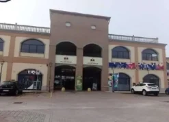 #25576 Ampio locale commerciale