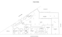 #2535015 Ampio locale uso palestra