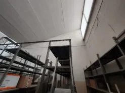 #2537843 Ampio negozio con grande visibilità su Via Emilia