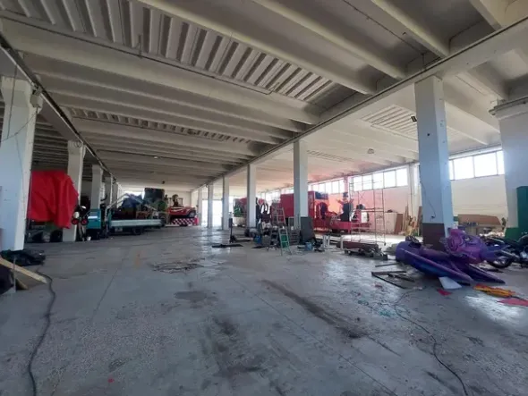 #26059 Ampio opificio in vendita a Giulianova