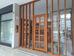 #2638530 Ampio ufficio con cantina e parcheggi di pertinenza