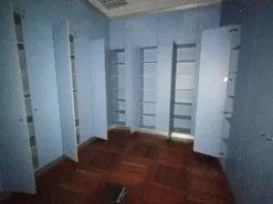 #2639239 Ampio ufficio con posto auto e corte