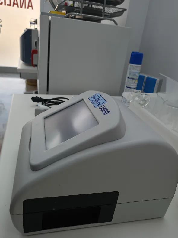 Analizzatore urine