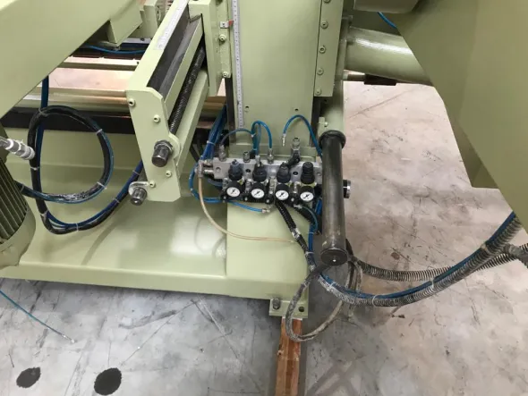 AP778 - 1044 - Levigatrice tecnolegno TG