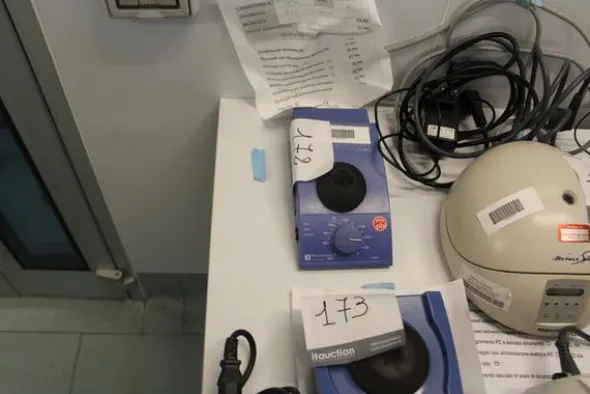 101#2288 Apparecchiature per laboratorio