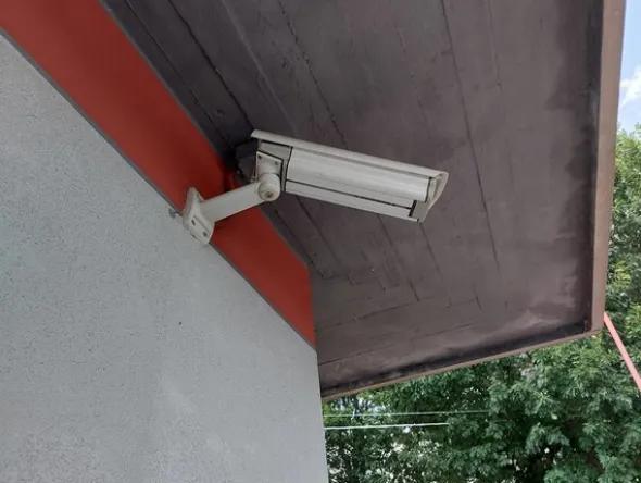 2#7637 Apparecchi di sicurezza e climatizzatore