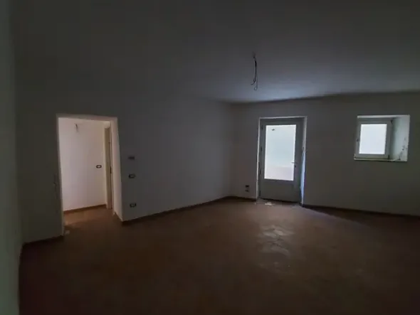 #19779 Appartamento in centro storico, attualmente ufficio con possibilità di cambio d’uso in residenziale