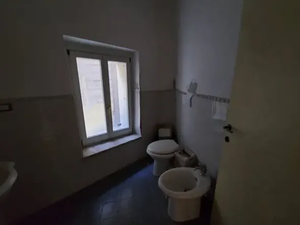 #19779 Appartamento in centro storico, attualmente ufficio con possibilità di cambio d’uso in residenziale