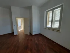 #19783 Appartamento in centro storico, attualmente ufficio con possibilità di cambio d’uso in residenziale