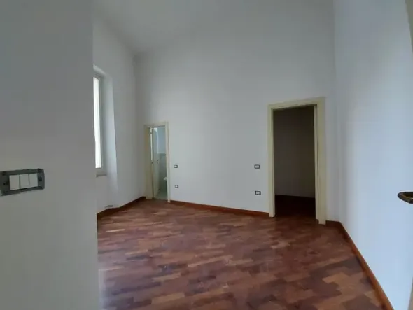 #19784 Appartamento in centro storico, attualmente ufficio con possibilità di cambio d’uso in residenziale