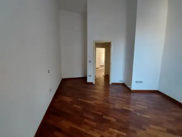 #19781 Appartamento in centro storico, attualmente ufficio con possibilità di cambio d’uso in residenziale
