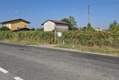 #23010 Appezzamento agricolo con accesso strada