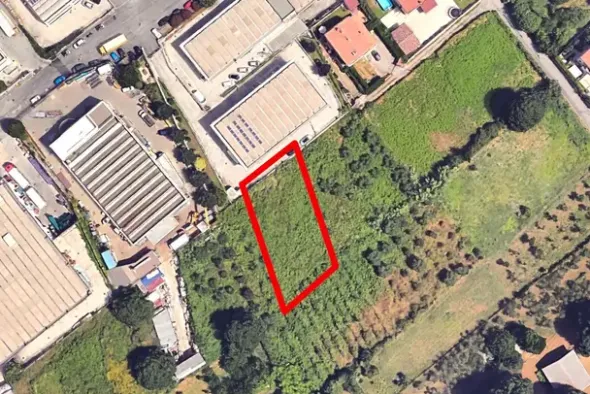 #25937 Appezzamento di 700 mq in area produttiva