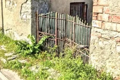 #2519021 Appezzamento di terreno e fabbricati rurali
