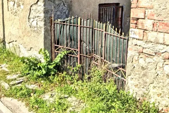 #2519021 Appezzamento di terreno e fabbricati rurali