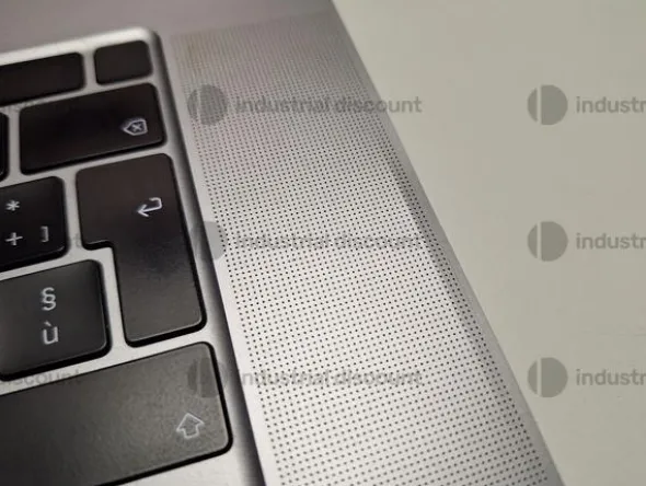 3#9095 Apple Macbook pro intel i7 mod. A2141 con scatola