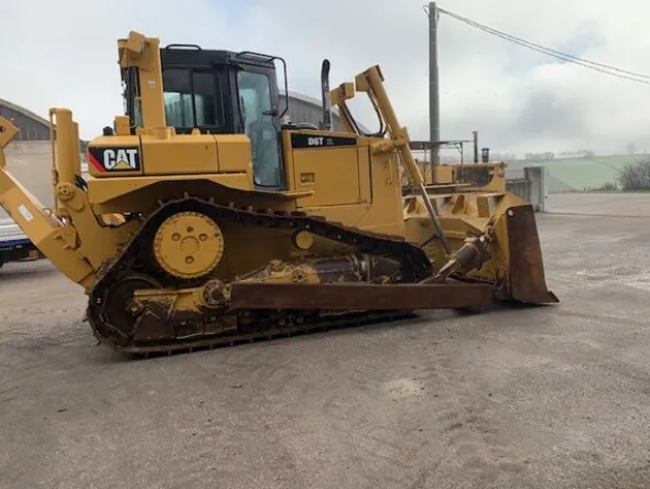 1#7949 Apripista Caterpillar D6T XL