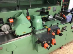 AP930-1255Scorniciatrice Futura Krono S